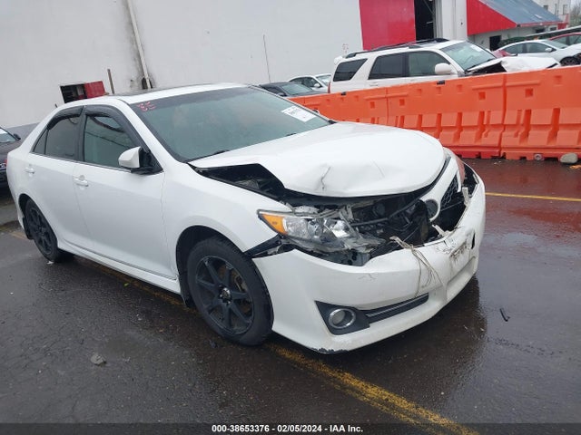 2014 4T1BF1FK1EU773528 main image