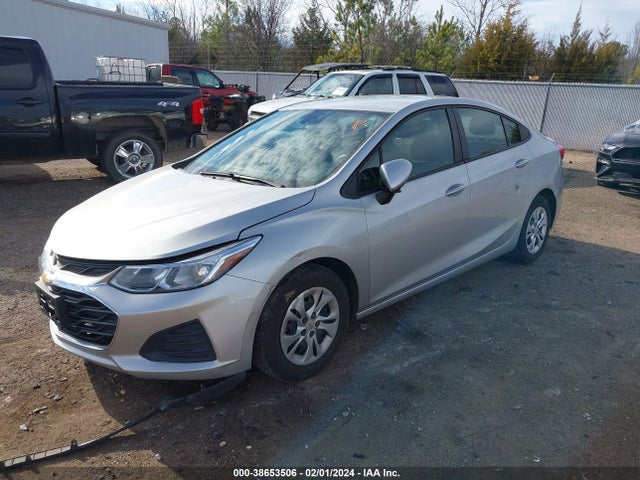 Chevrolet CRUZE LS 2019 1G1BC5SM9K7149992 Image 2