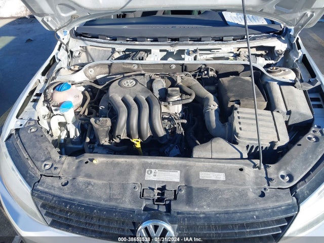 3VW2K7AJXEM288419 Volkswagen Jetta 2.0l S