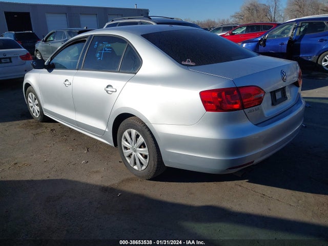 3VW2K7AJXEM288419 Volkswagen Jetta 2.0l S
