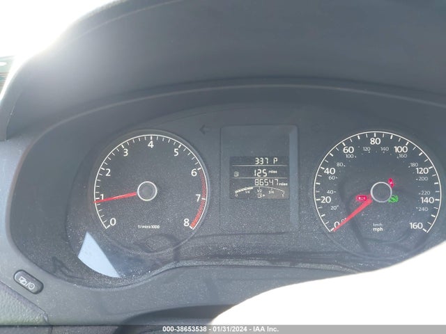 3VW2K7AJXEM288419 Volkswagen Jetta 2.0l S