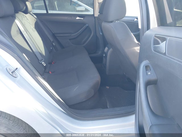 3VW2K7AJXEM288419 Volkswagen Jetta 2.0l S