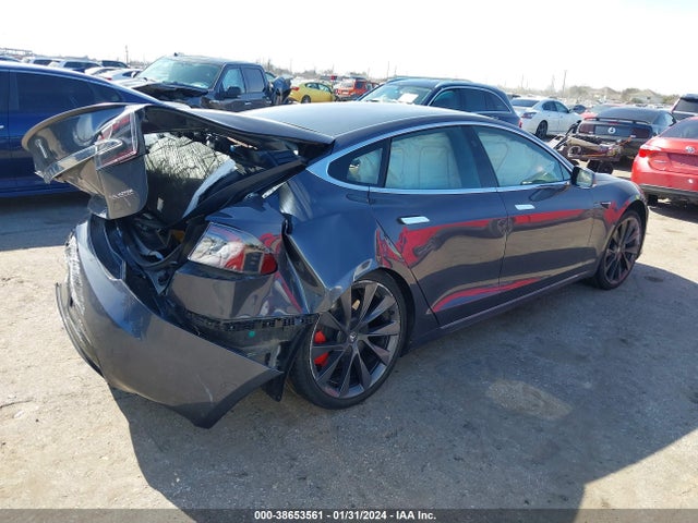 Tesla Model S Performance Dual Motor All-wheel Drive 2020 5YJSA1E40LF364254 Image 4