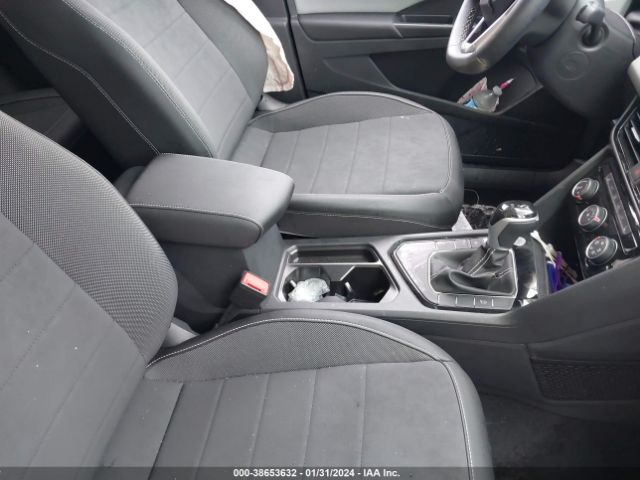 3VVEX7B26PM371827 Volkswagen Taos 1.5t Se