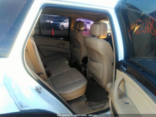 2011 BMW X5 5UXZV4C58BL740628 Photo 7