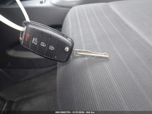 KNAFX4A84E5115385 KIA FORTE EX