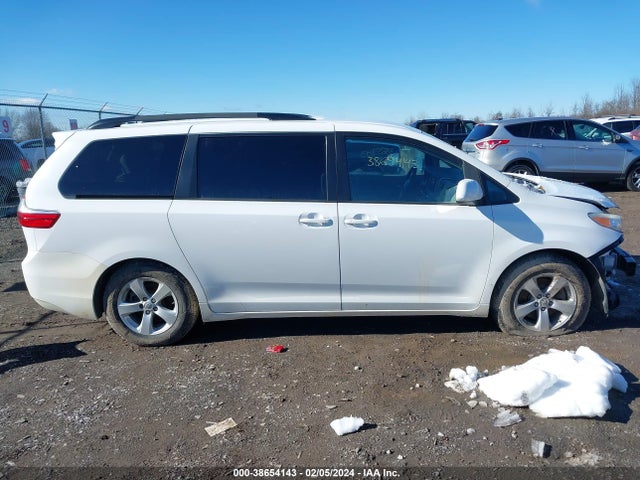 Toyota Sienna Le 8 Passenger 2015 5TDKK3DC1FS532484 Image 12