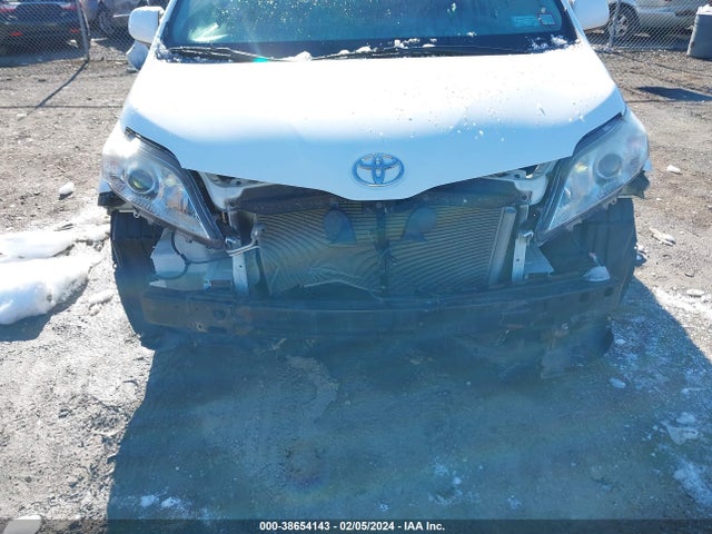 Toyota Sienna Le 8 Passenger 2015 5TDKK3DC1FS532484 Image 6
