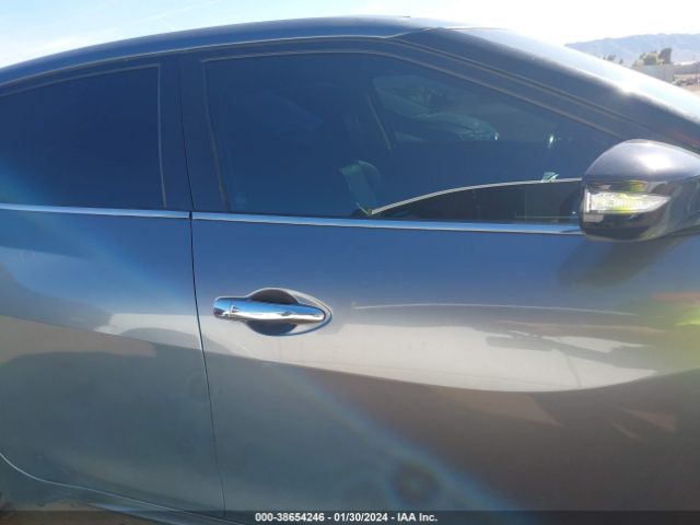 1N4AA6AV3KC384295 Nissan Maxima 3.5 Sl