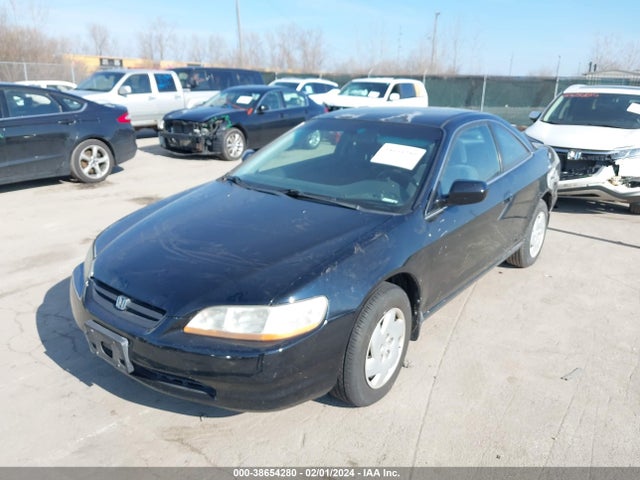2000 HONDA ACCORD 3.0 LX VIN: 1HGCG2249YA009114