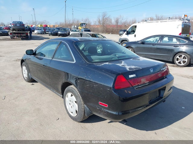 2000 HONDA ACCORD 3.0 LX VIN: 1HGCG2249YA009114