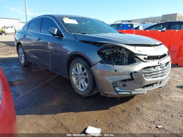 2018 1G1ZD5ST7JF230027 main image