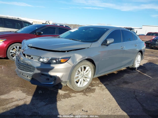 Chevrolet MALIBU LT 2018 1G1ZD5ST7JF230027 Image 2