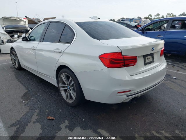 BMW 330I 2017 WBA8B9C33HK884942 Image 3