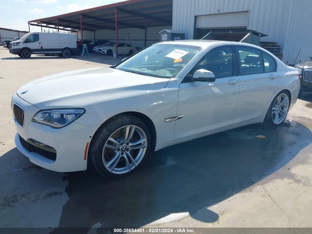 WBAYA8C56ED825060 BMW 750i