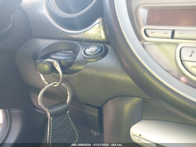 2007 MINI COOPER S WMWMF73597TL85094 Photo 10