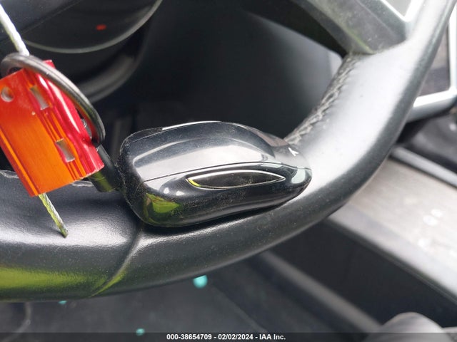 Tesla Model X 60d/70d/75d/90d 2016 5YJXCAE22GF002558 Image 11