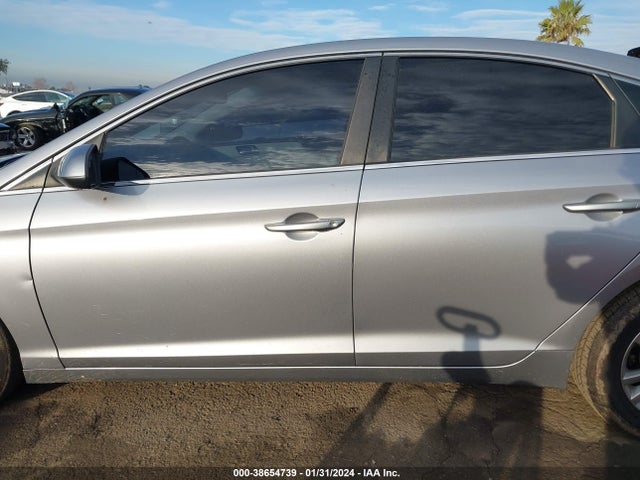 Hyundai SONATA SE 2015 5NPE24AF5FH156959 Image 15
