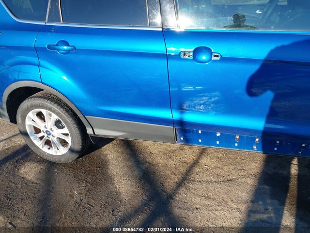 Ford ESCAPE SE 2018 1FMCU0GD2JUC00569 Image 14