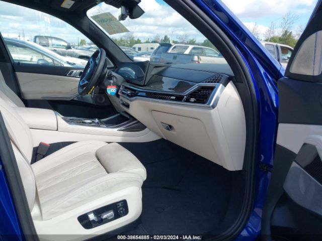 5UX33EM06R9S83703 BMW X7 M60i