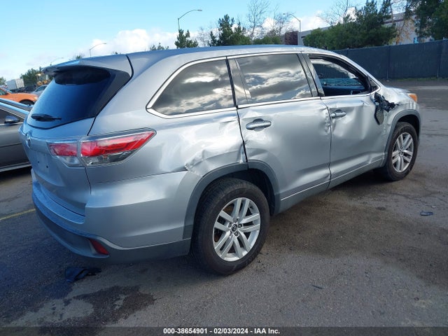 Toyota Highlander Le V6 2016 5TDZKRFH4GS176947 Image 4
