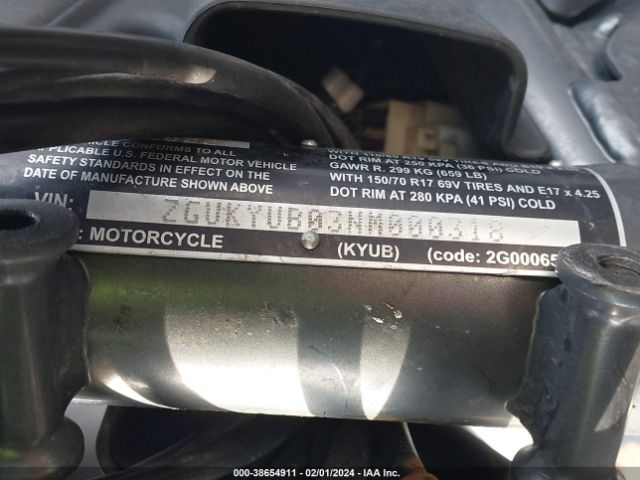 2022 MOTO GUZZI V85 TT ZGUKYUB03NM000318 Photo 9