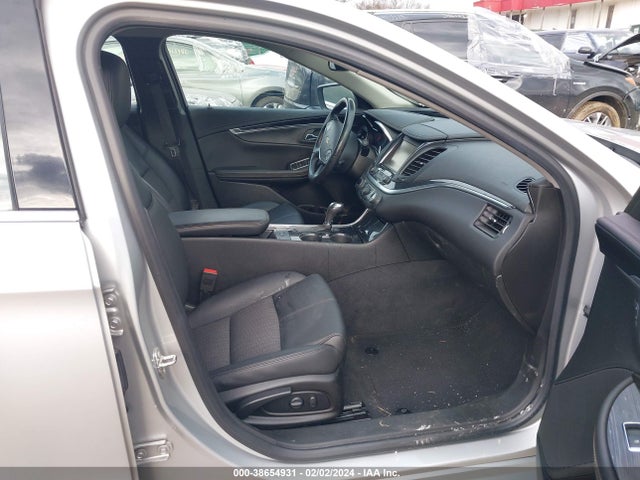 Chevrolet IMPALA 1LT 2018 2G1105S38J9164587 Image 5