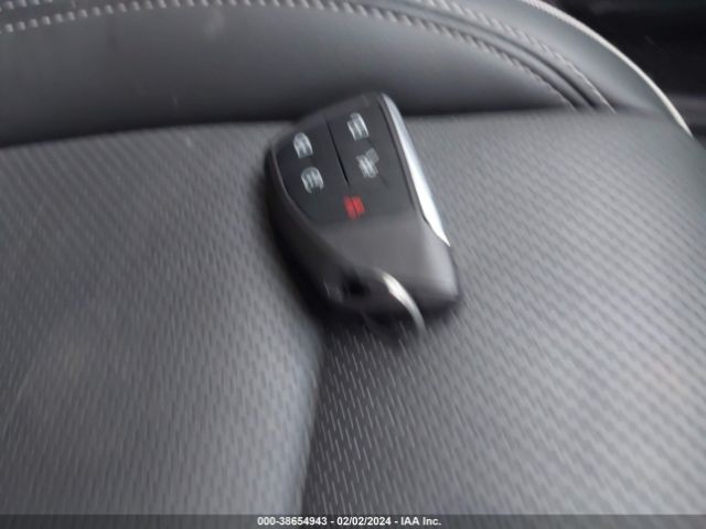 LRBFZPR45PD016212 Buick Envision Essence Awd