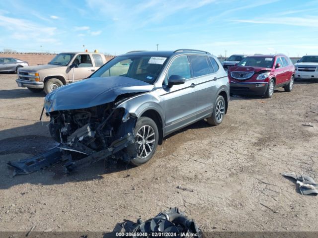 3VV2B7AX2LM084008 Volkswagen Tiguan 2.0t Se/2.0t Se R-line Black/2.0t Sel