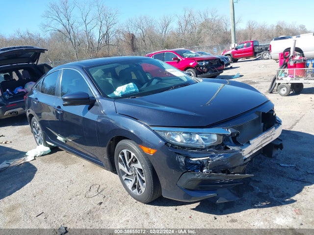 Honda CIVIC EX 2018 2HGFC2F76JH555180 Image 1