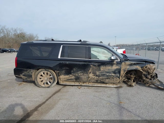 Chevrolet Suburban Premier 2018 1GNSCJKC6JR194423 Image 13