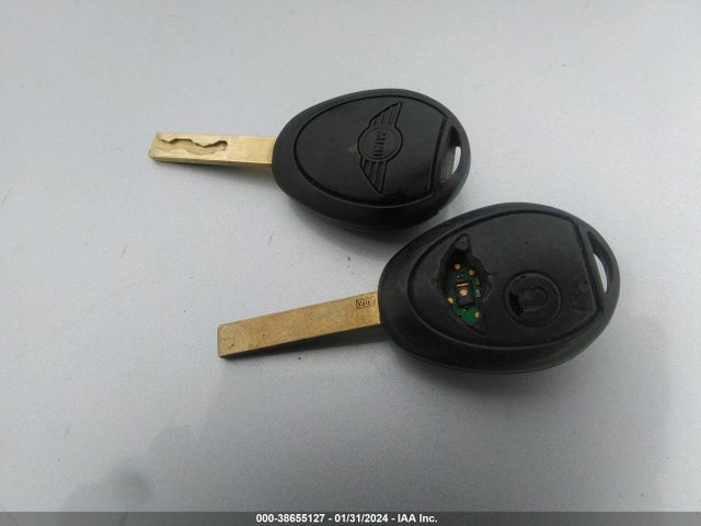 2003 MINI COOPER HARDTOP WMWRC33483TE18887 Photo 10