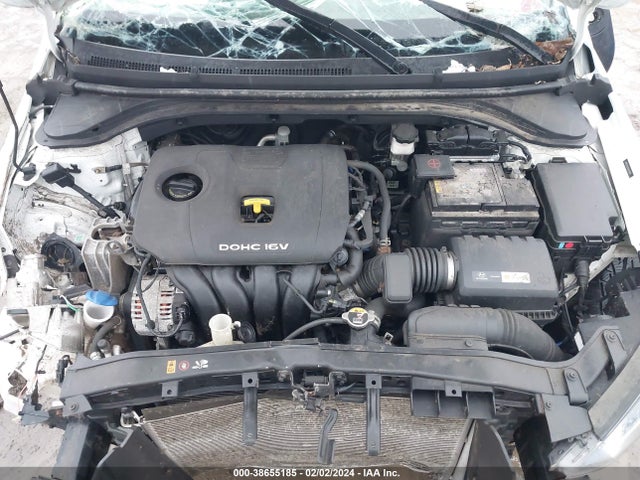 Hyundai ELANTRA SE 2018 5NPD74LF8JH229180 Image 10