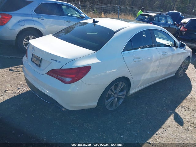 Mercedes-Benz CLA 250 2014 WDDSJ4EBXEN044028 Image 4