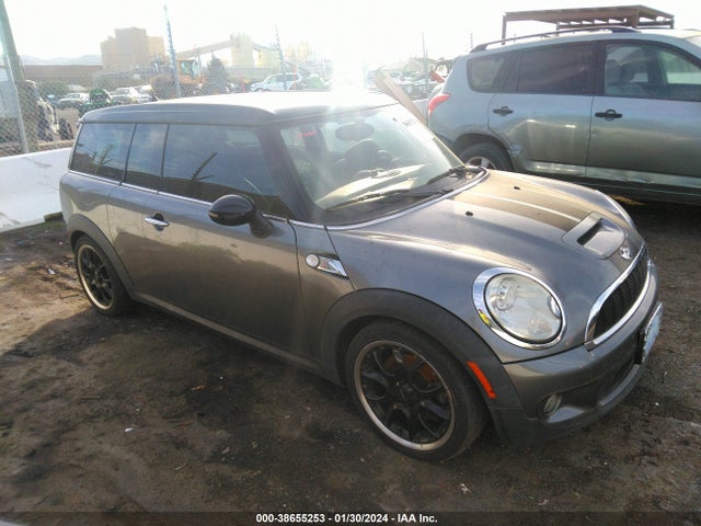 2009 MINI COOPER S CLUBMAN WMWMM33509TP74708 Photo 0