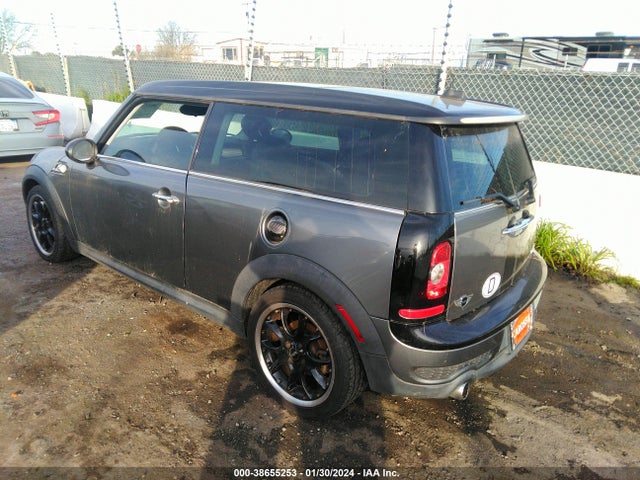 2009 MINI COOPER S CLUBMAN WMWMM33509TP74708 Photo 2