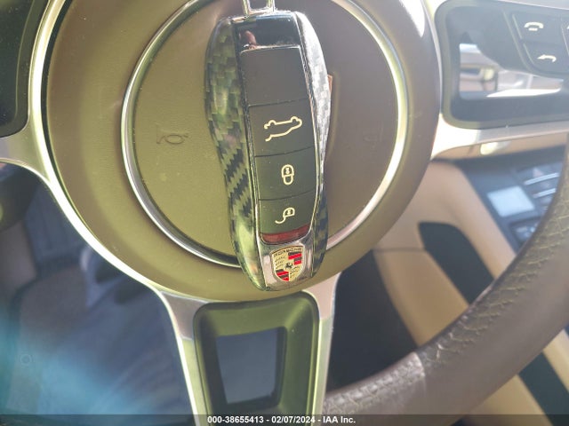 2017 PORSCHE MACAN WP1AF2A51HLB62009 Photo 10