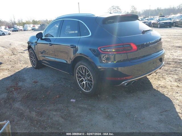 2017 PORSCHE MACAN WP1AF2A51HLB62009 Photo 2