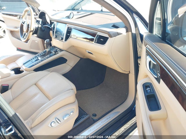 2017 PORSCHE MACAN WP1AF2A51HLB62009 Photo 4