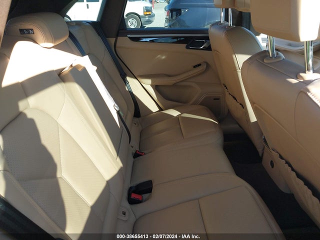 2017 PORSCHE MACAN WP1AF2A51HLB62009 Photo 7