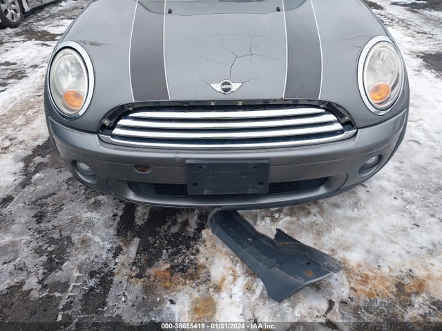 2010 MINI COOPER WMWMF3C50ATU79459 Photo 5