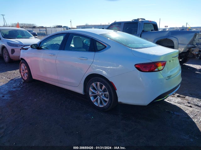 Chrysler 200 C 2015 1C3CCCCB2FN555454 Image 3