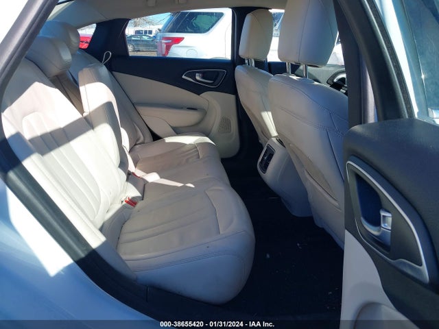 1C3CCCCB2FN555454 Chrysler 200 C