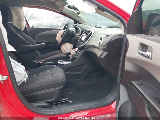 Chevrolet Sonic Lt Auto 2019 1G1JD5SB4K4101356 Image 5