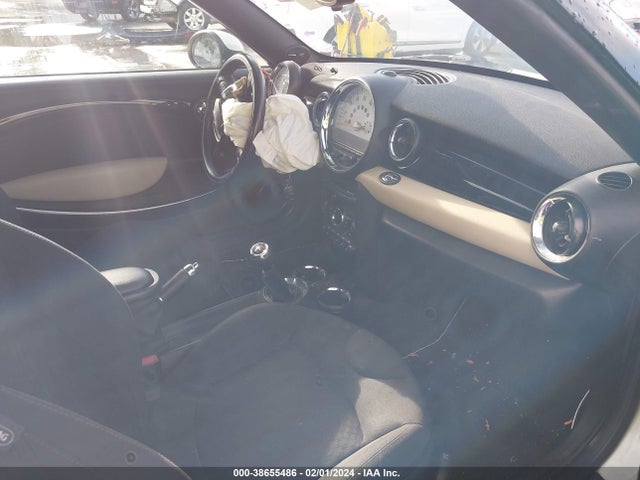 2012 MINI COOPER WMWSY1C59CT429118 Photo 4