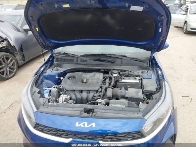 3KPF24AD8NE492997 KIA Forte Lxs