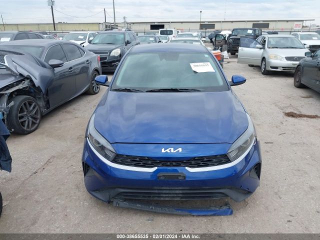 3KPF24AD8NE492997 KIA Forte Lxs