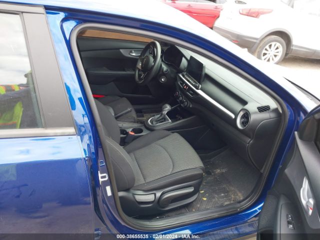 3KPF24AD8NE492997 KIA Forte Lxs
