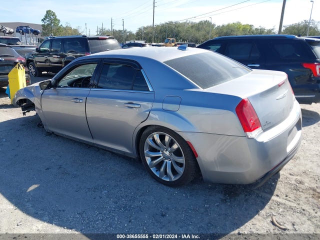 2C3CCAAG2HH582376 Chrysler 300 Limited