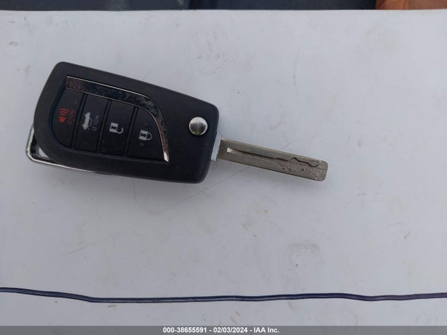 2020 TOYOTA COROLLA LE VIN: 5YFEPRAE2LP141193